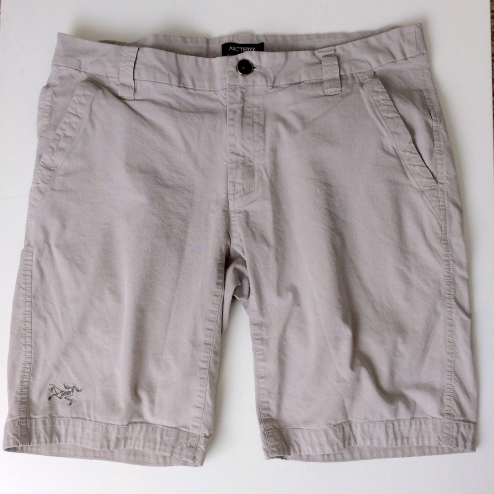Arc’teryx Men’s Climbing Shorts Sz 34 Trim Fit